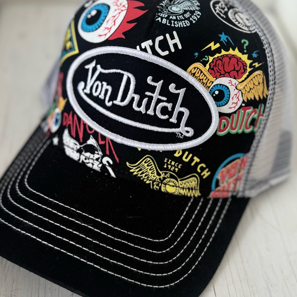 NWT Von Dutch Jax All Over Print Trucker - White Mesh
